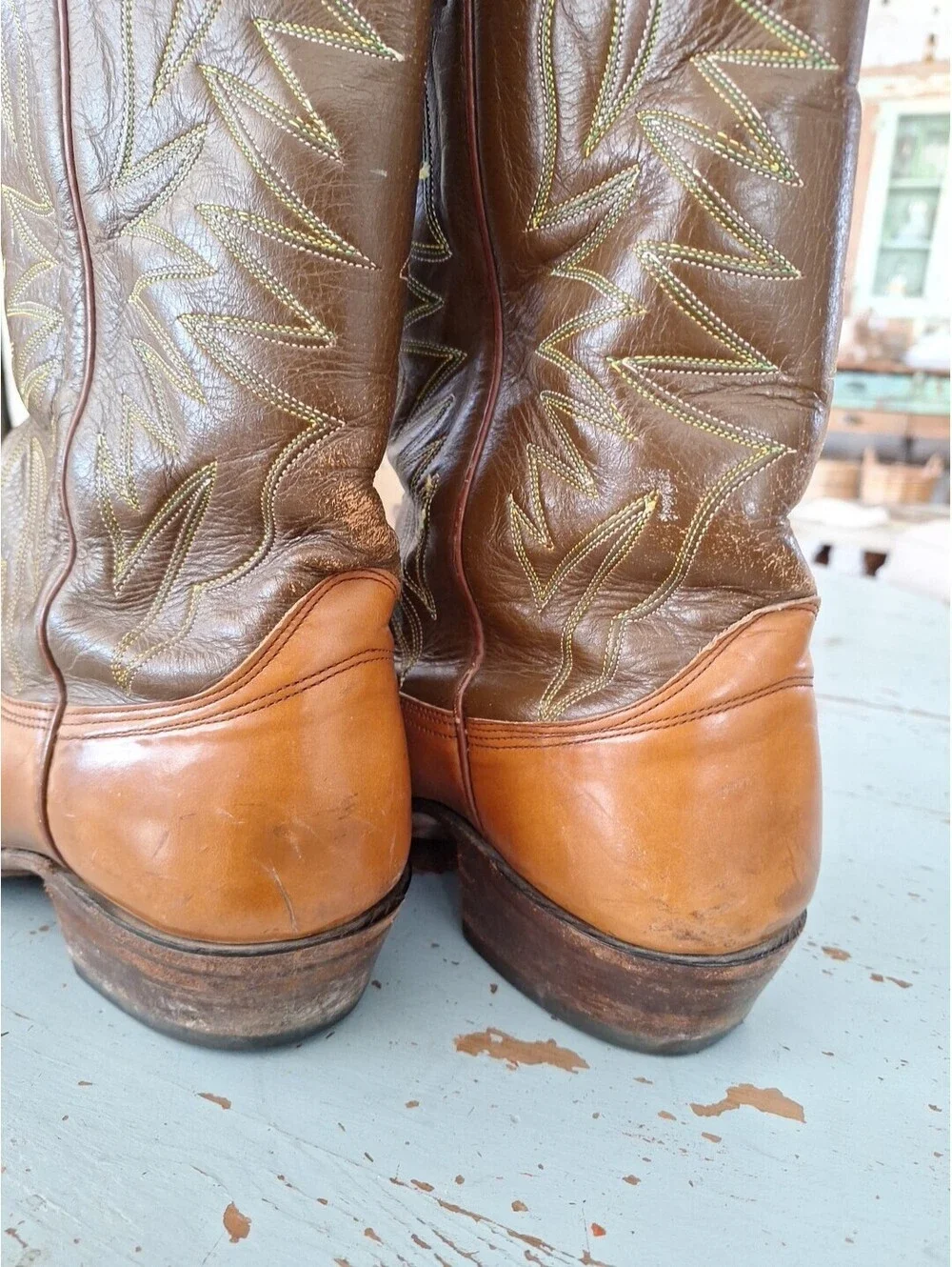 VTG WESTERN NOCONA Leather Cowboy Boots Mens 10.5 D. Rare, Formal, Pointed Toe.